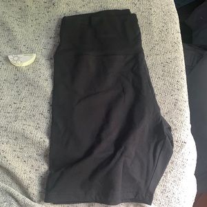 Black 7” bike shorts